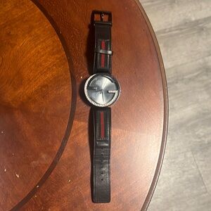 Diamond inner lock Gucci watch 1.5 carat white diamonds
